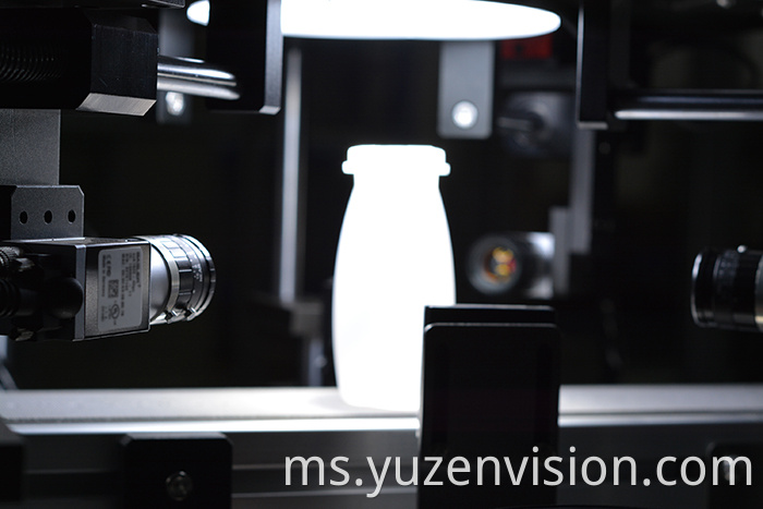 Plastic bottle visual inspection machine